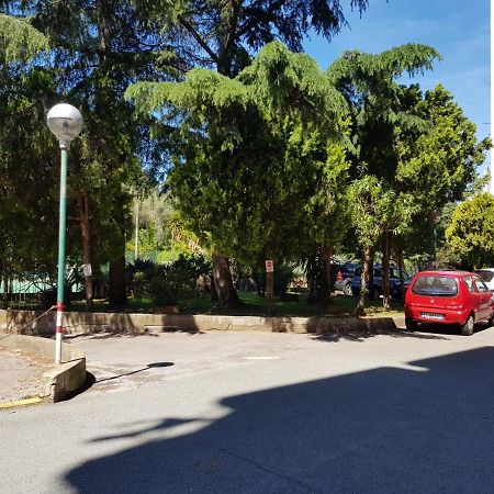 Quiete Ad Un Passo Dal Mare Apartment Albisola Superiore Exterior foto