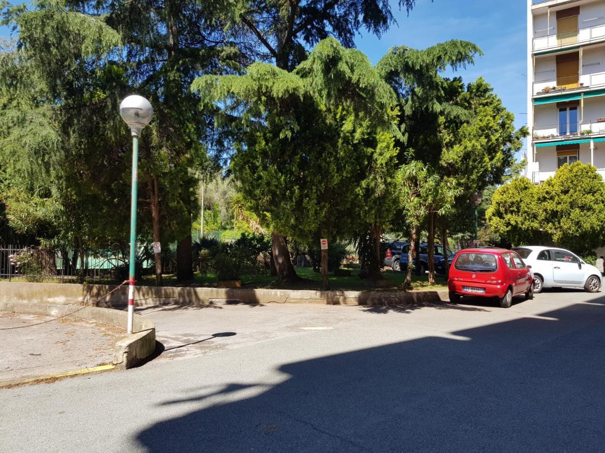 Quiete Ad Un Passo Dal Mare Apartment Albisola Superiore Exterior foto