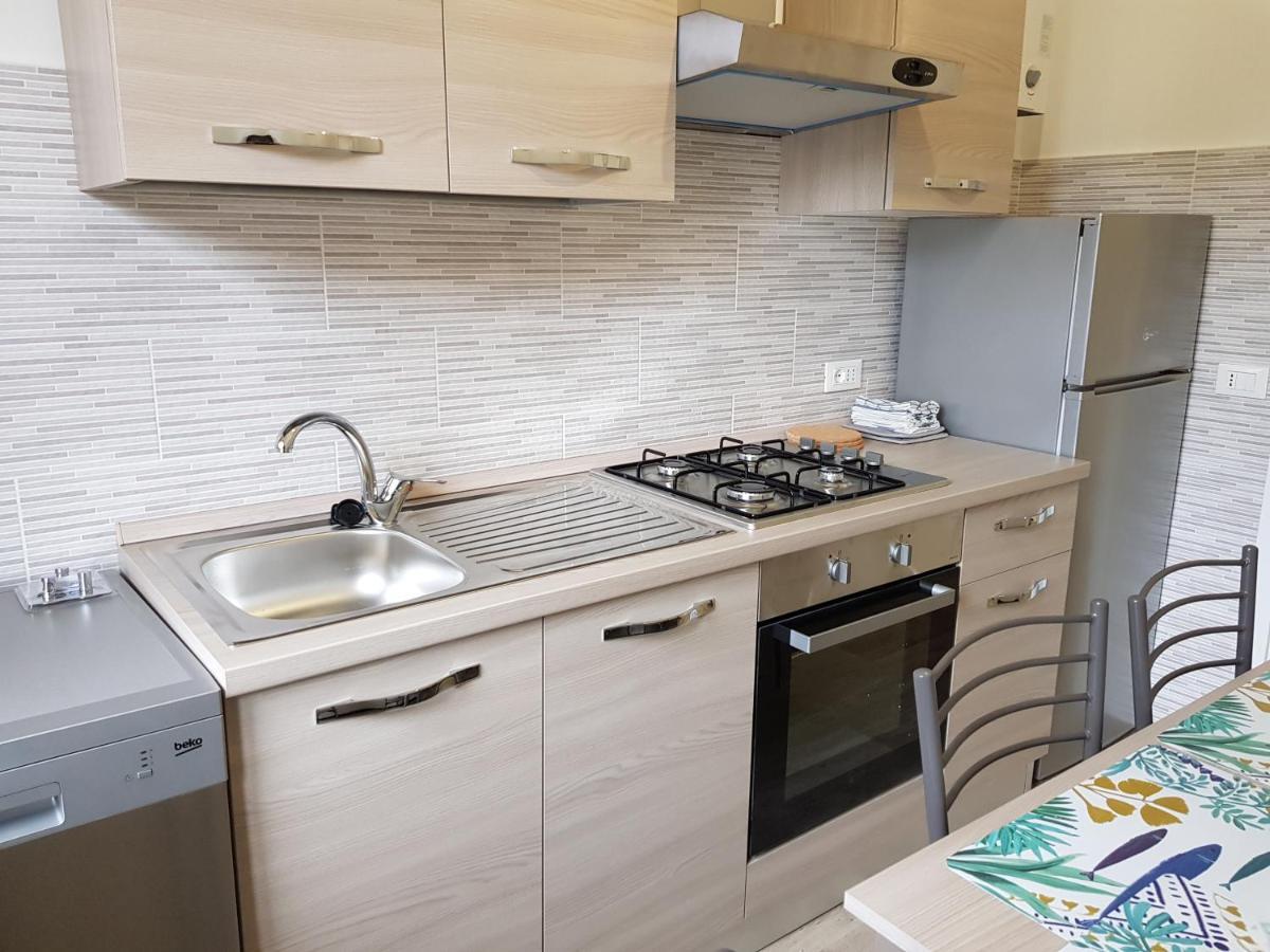 Quiete Ad Un Passo Dal Mare Apartment Albisola Superiore Exterior foto